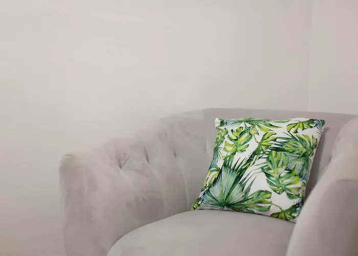 La Ribera Y Feria - Casabel Homes *